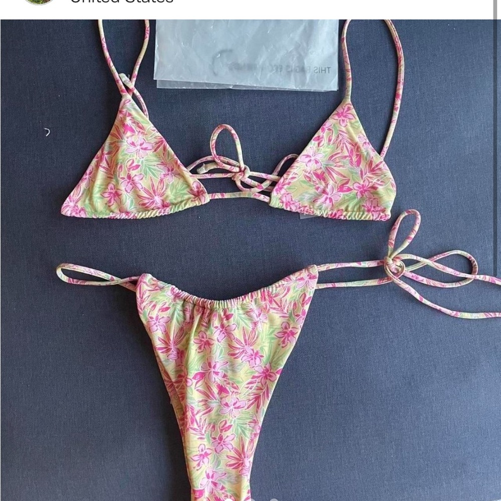 437 Bikini Set